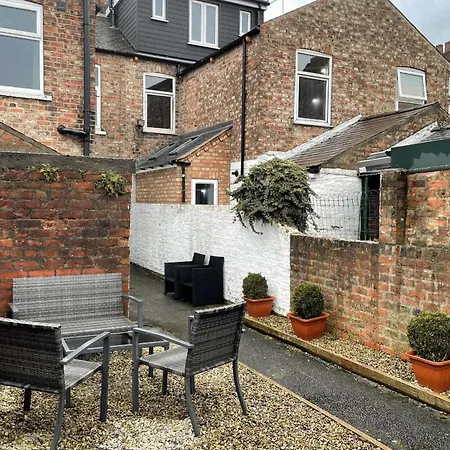 The Groves - Quaint Victorian - Free Parking Casa vacanze